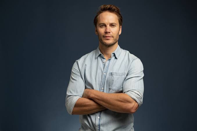 Taylor Kitsch Girlfriend: Who is He Dating in 2021? Relationship Timeline