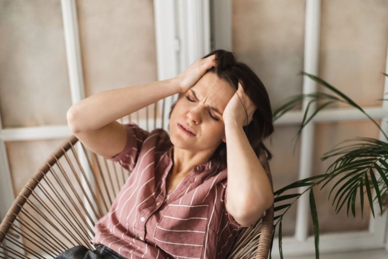 Can-Migraine-Lead-To-Severe-Hot-Flash-For-Postmenopausal-Women