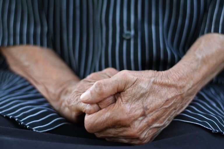 Older-Persons-Who-Are-Socially-Isolated-Are-At-Risk-Of-Dying-1