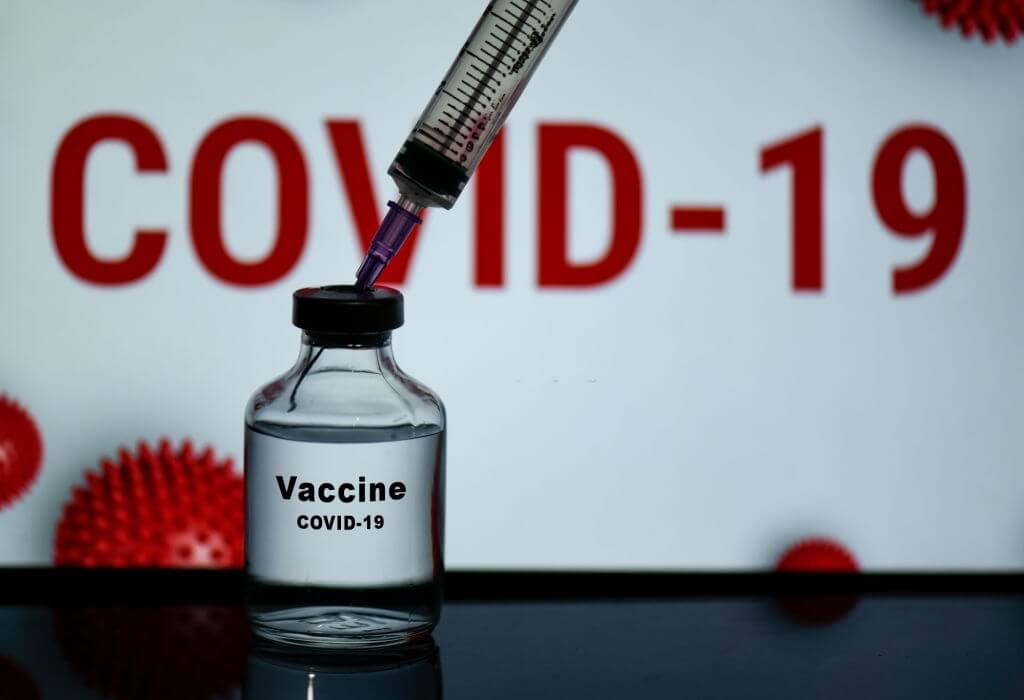 Vaccine-Deadline-Is-Fearing-The-Hospital-Shortage-Staff-1