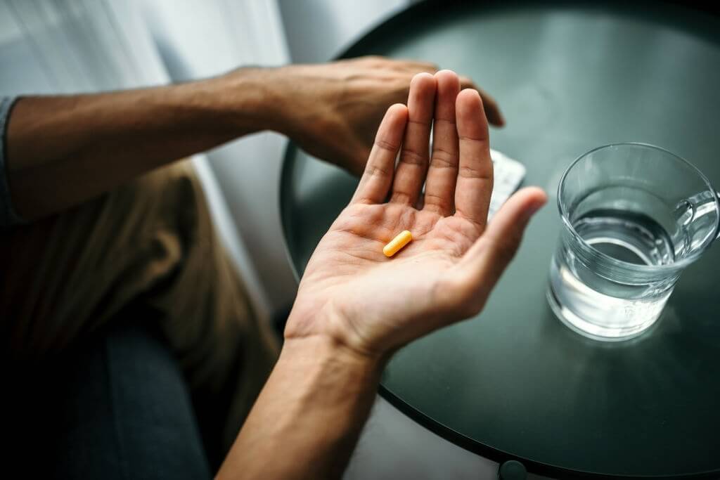 Antidepressants-Popular-Pain-Relievers-May-Increase-Risk-Of-Bleeding-1