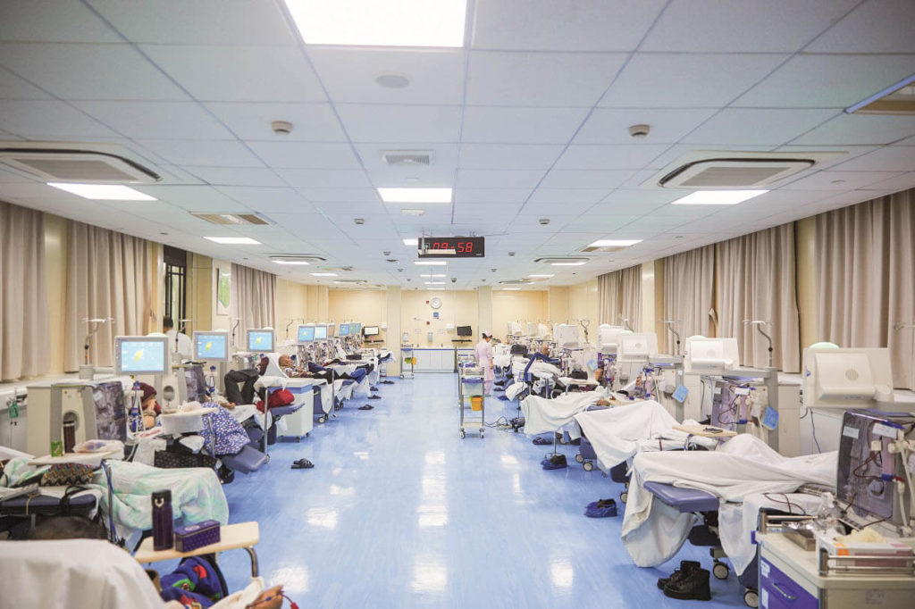 Dialysis Centre Hospitalizations And Deaths Associated To Closures