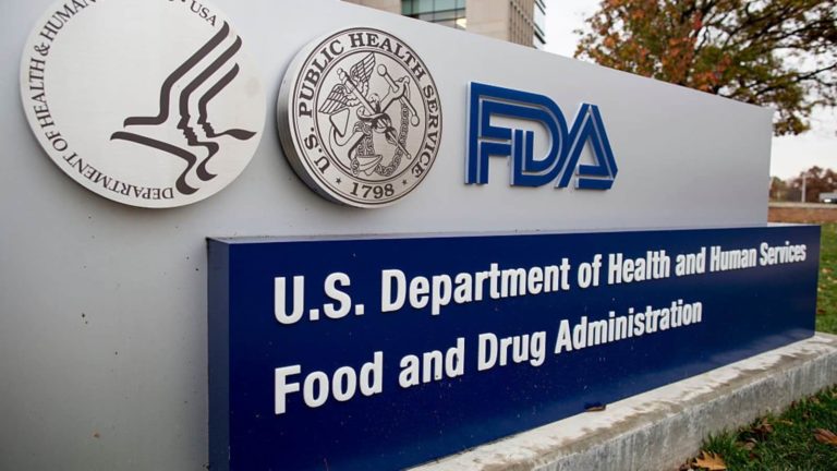 FDA-Panel-Backs-Moderna-Booster-Shot-For-Seniors-High-Risk-Folks-1