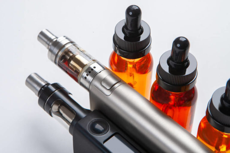 Flavored-Vapes-Help-To-Quit-Teen-Smoking-With-Less-Harm-1