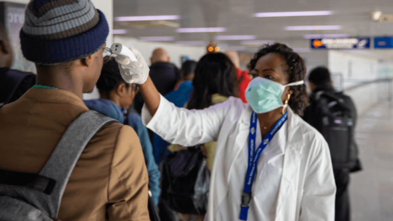 Experts-Advise-On-Omicron-Variant-Its-Symptoms-Warning