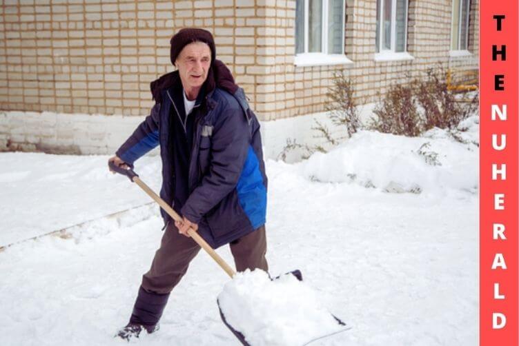 Shoveling-Snow-Beware-Of-Heart-Hazards-