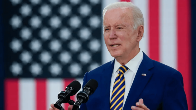 Vaccine-Mandate-Gets-Blocked-By-a-Federal-Judge-In-10-States