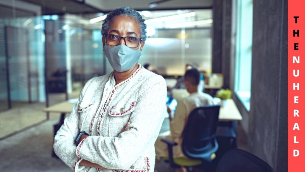 Why Wearing A Cloth Mask Won’t Make A Difference With Omicron