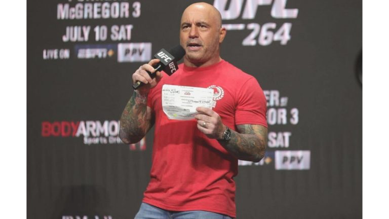 Amid-Controversies-Spotifys-Deal-With-Joe-Rogan-Is-Said-To-Be-Over-200-Million-1