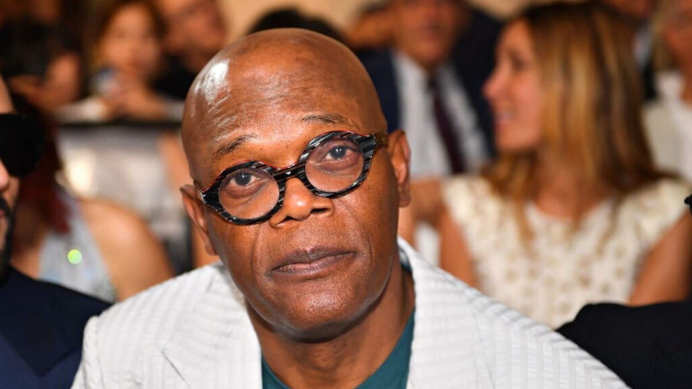 Samuel-L.-Jackson-Bio-Net-Worth-Movies-Age-Career-Personal-Life-Height-Weight-And-More-1