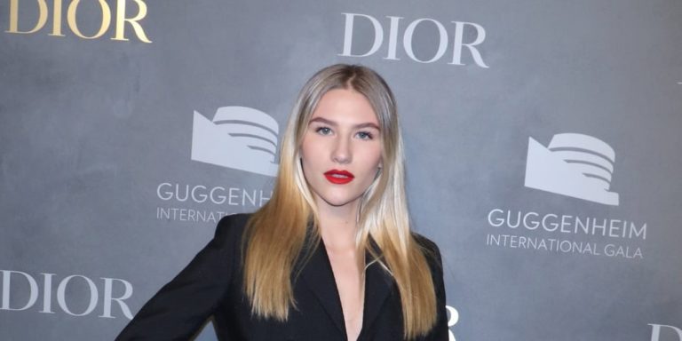 Wiki biography of Sofia Hublitz - aka Charlotte Byrde on 'Ozark'