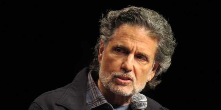 Where is Chris Sarandon today?  Net worth, spouse.  Deceased?