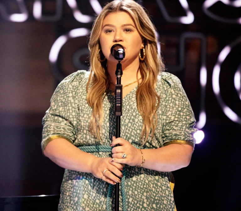 Kelly Clarkson