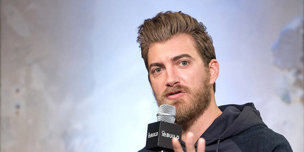 Rhett James McLaughlin Net Worth, Age, Wife, Wiki