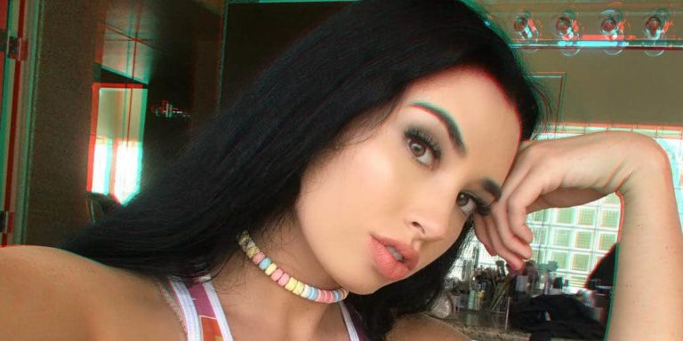 Instagram Star Paris Dylan - Who Is She Really?