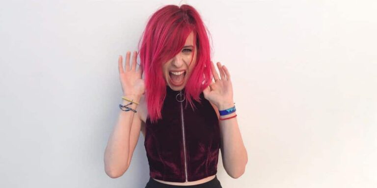 Carly Incontro Age, Height, Boyfriend, Net Worth.  Who is she?
