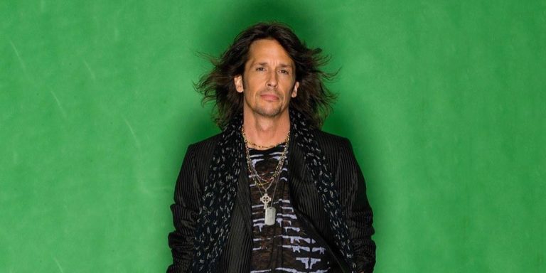 Kelly Hansen Wiki - Net Worth, Wife, Age.  Is he married now?