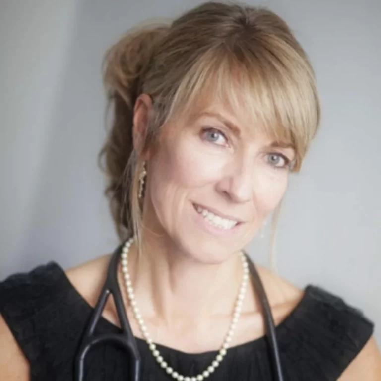 Dr Renee Hoenderkamp