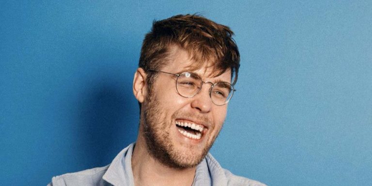 Age, height, net worth, boyfriend