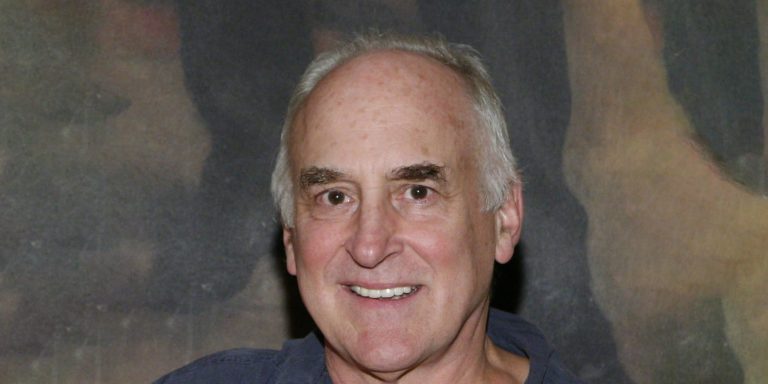 How Wealthy Is Walking Dead's Jeffrey DeMunn?  family, wife