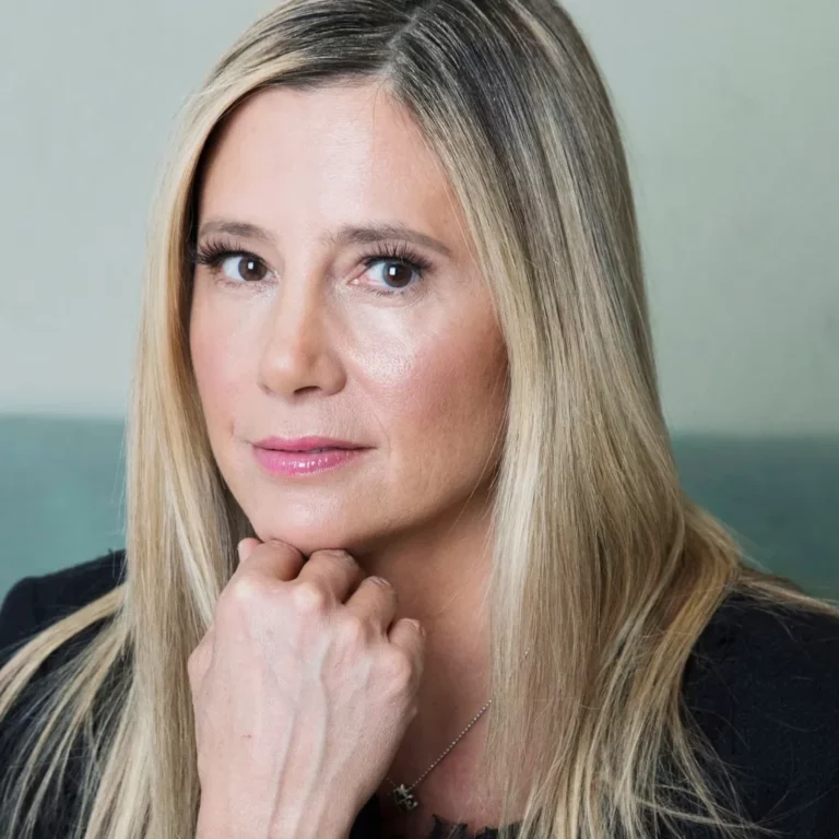 Mira Sorvino