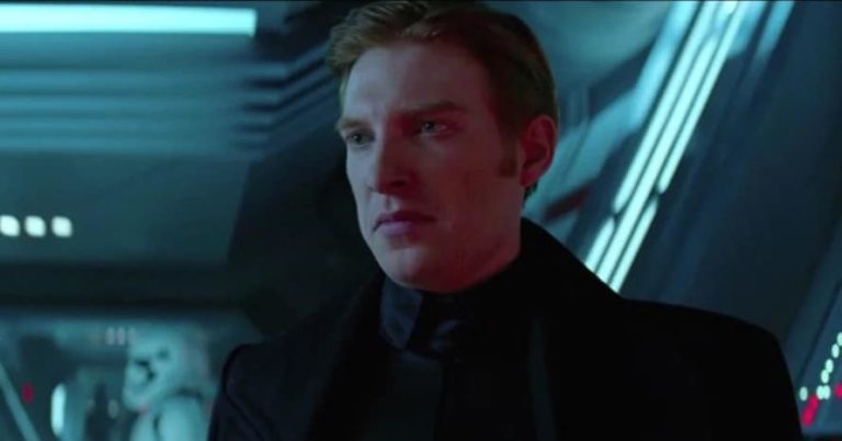 Star Wars The Rise Of Skywalker General Hux Domhnall Gleeson