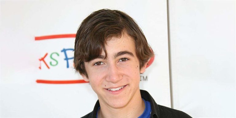 Vincent Martella (Walking Dead) Bio