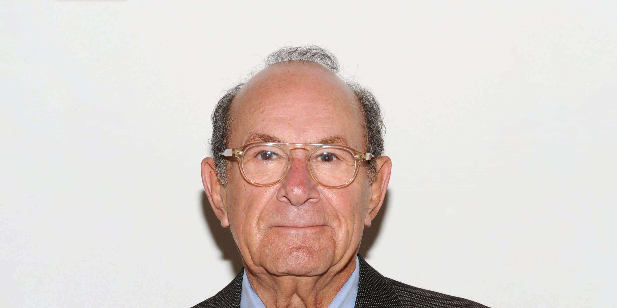 What happened to Stuart Margolin?  Is he dead or alive?  wiki