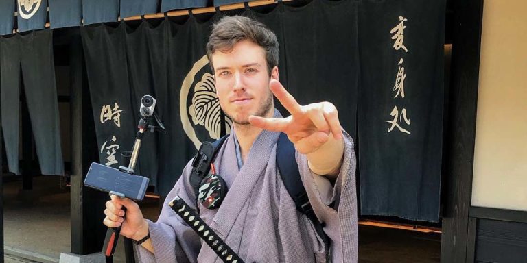 Who is jakenbakeLIVE?  His girlfriend, height, age, real name