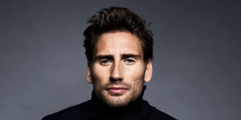 Who is Edward Holcroft?  Net worth, family.  Is he married?